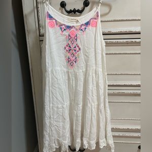 white colorful flowy dress size M!